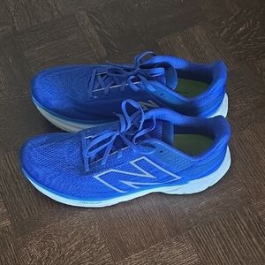 Men's Size 12 New Balance Fresh Foam Vibrant Blue Running Shoes